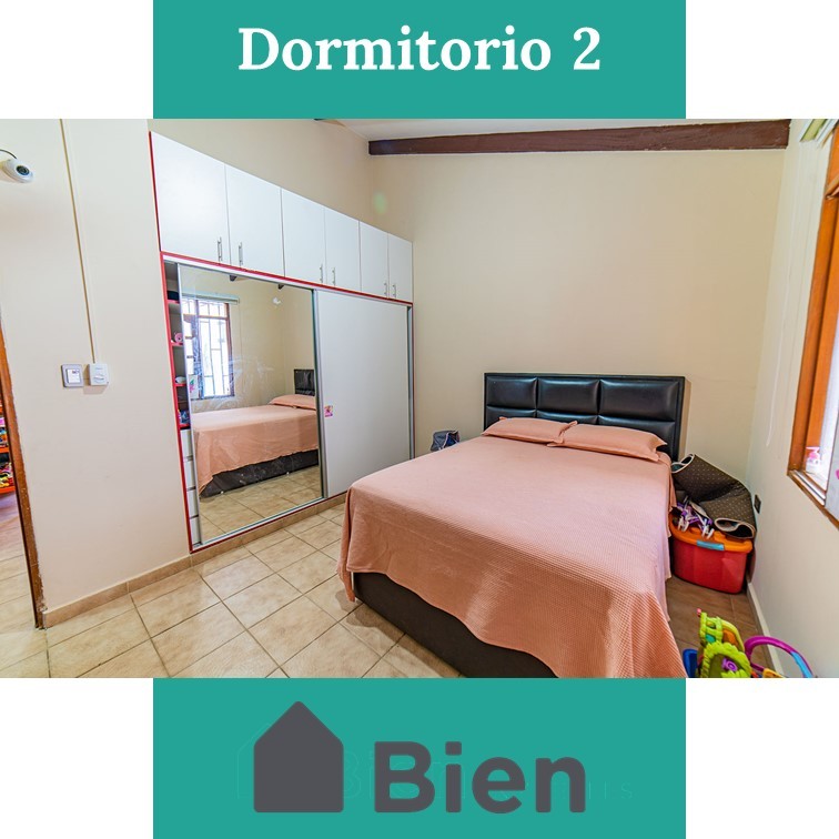 Casa en Entre 5to y 6to anillo Norte en Santa Cruz de la Sierra 6 dormitorios 6 baños 4 parqueos Foto 7