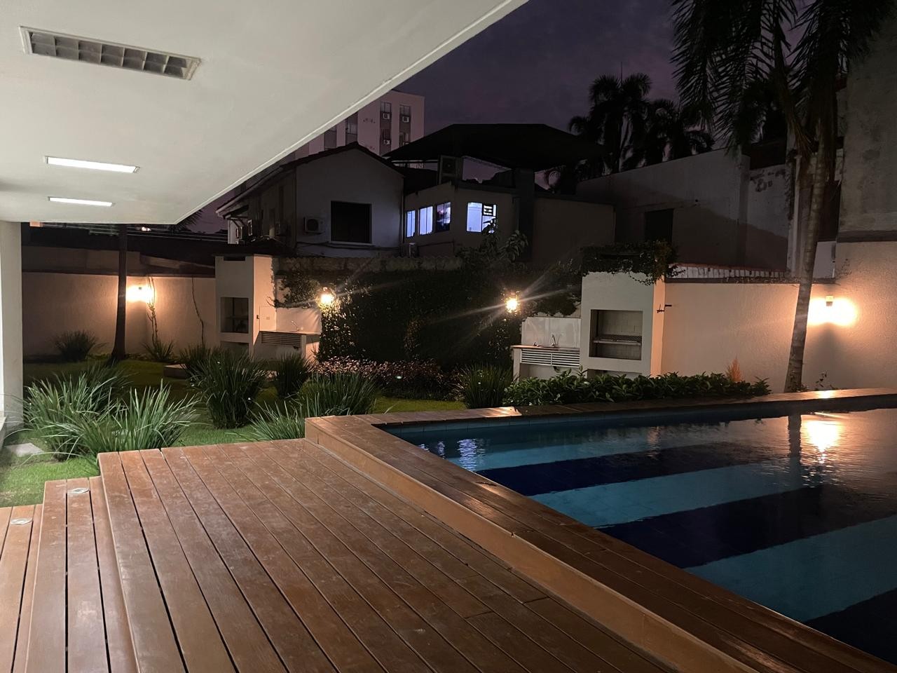 Departamento en AlquilerCalle Cochabamba, casi esquina Irala 2 dormitorios 3 baños 1 parqueos Foto 7