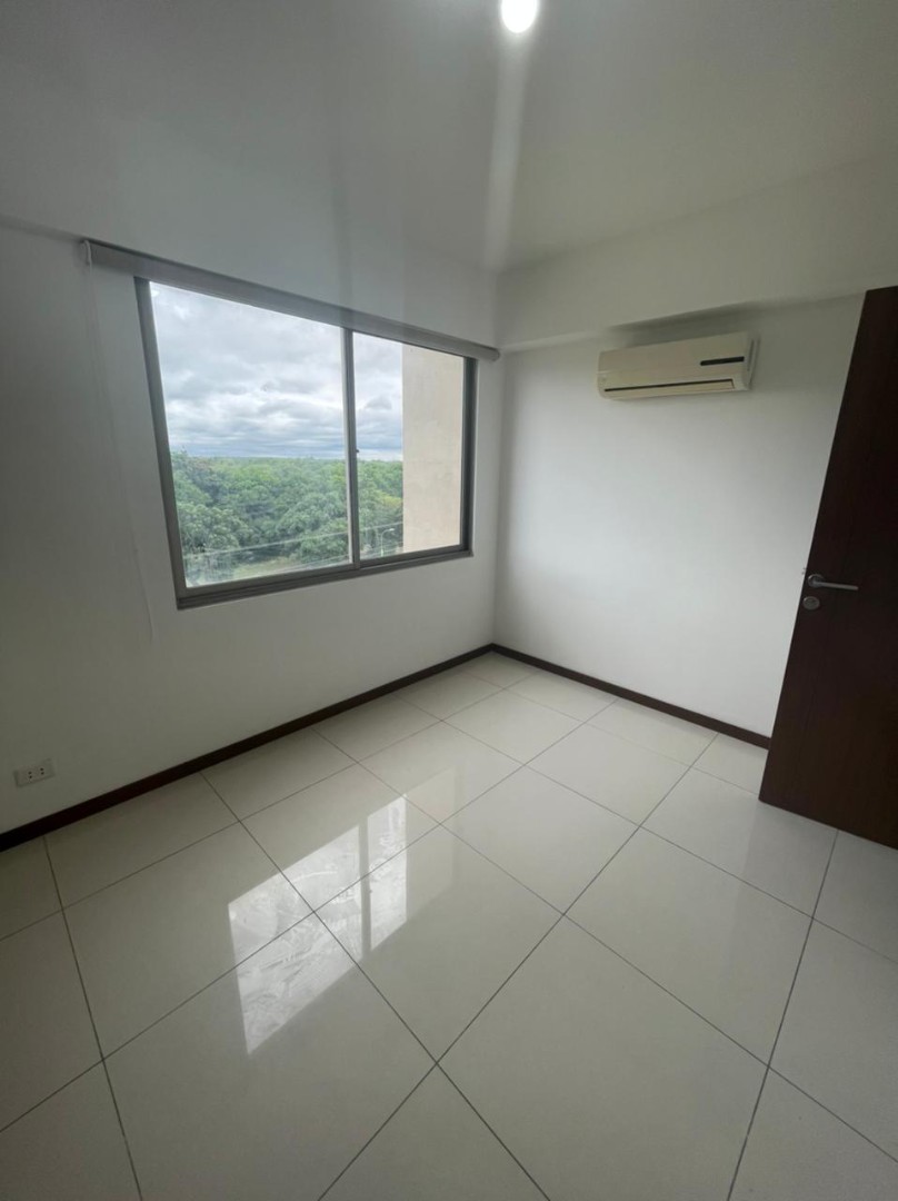 Departamento en Sirari en Santa Cruz de la Sierra 3 dormitorios 2 baños 1 parqueos Foto 11