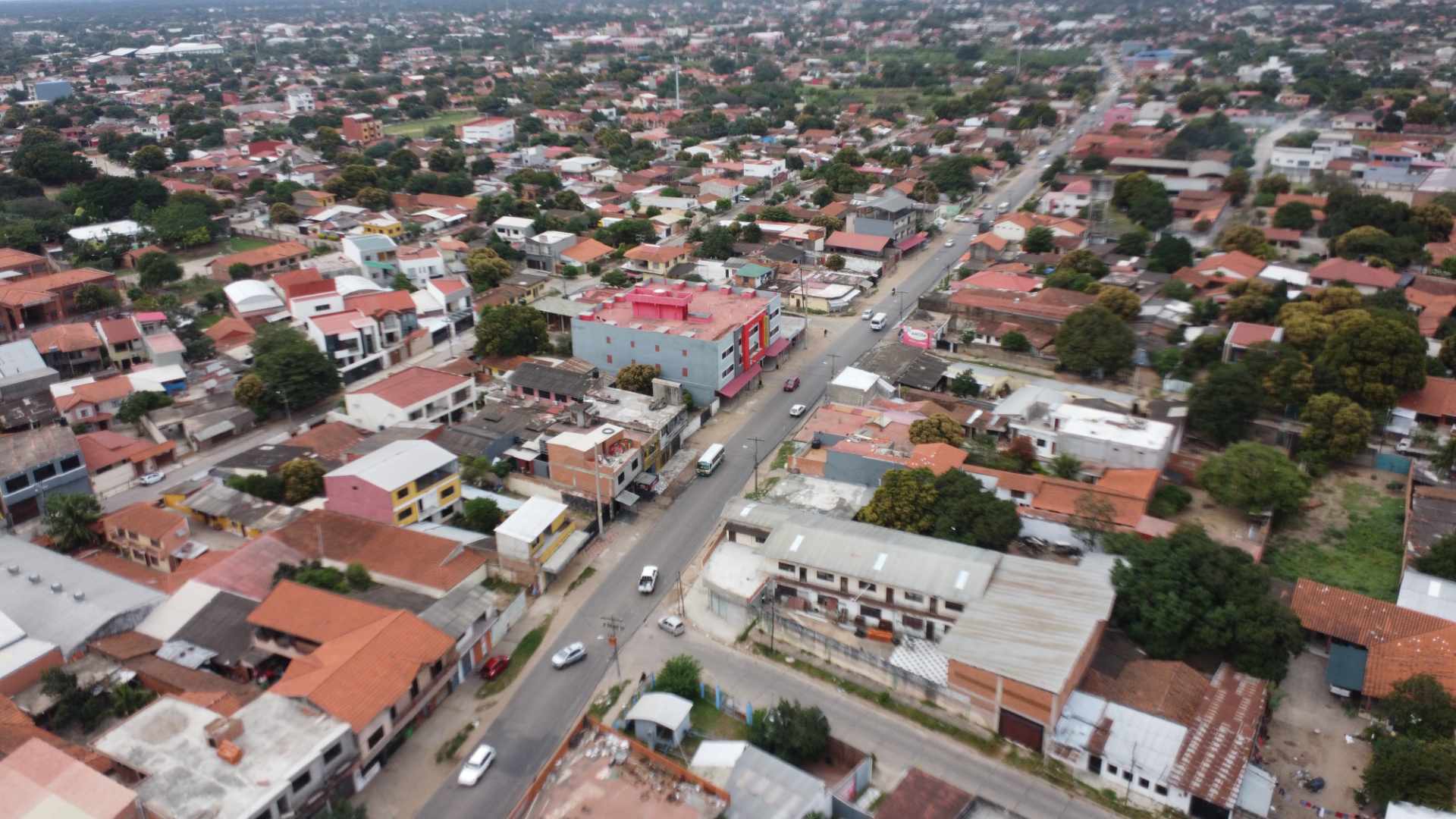 Casa en VentaCasa Comercial en Avenida 7 dormitorios 3 baños 3 parqueos Foto 3