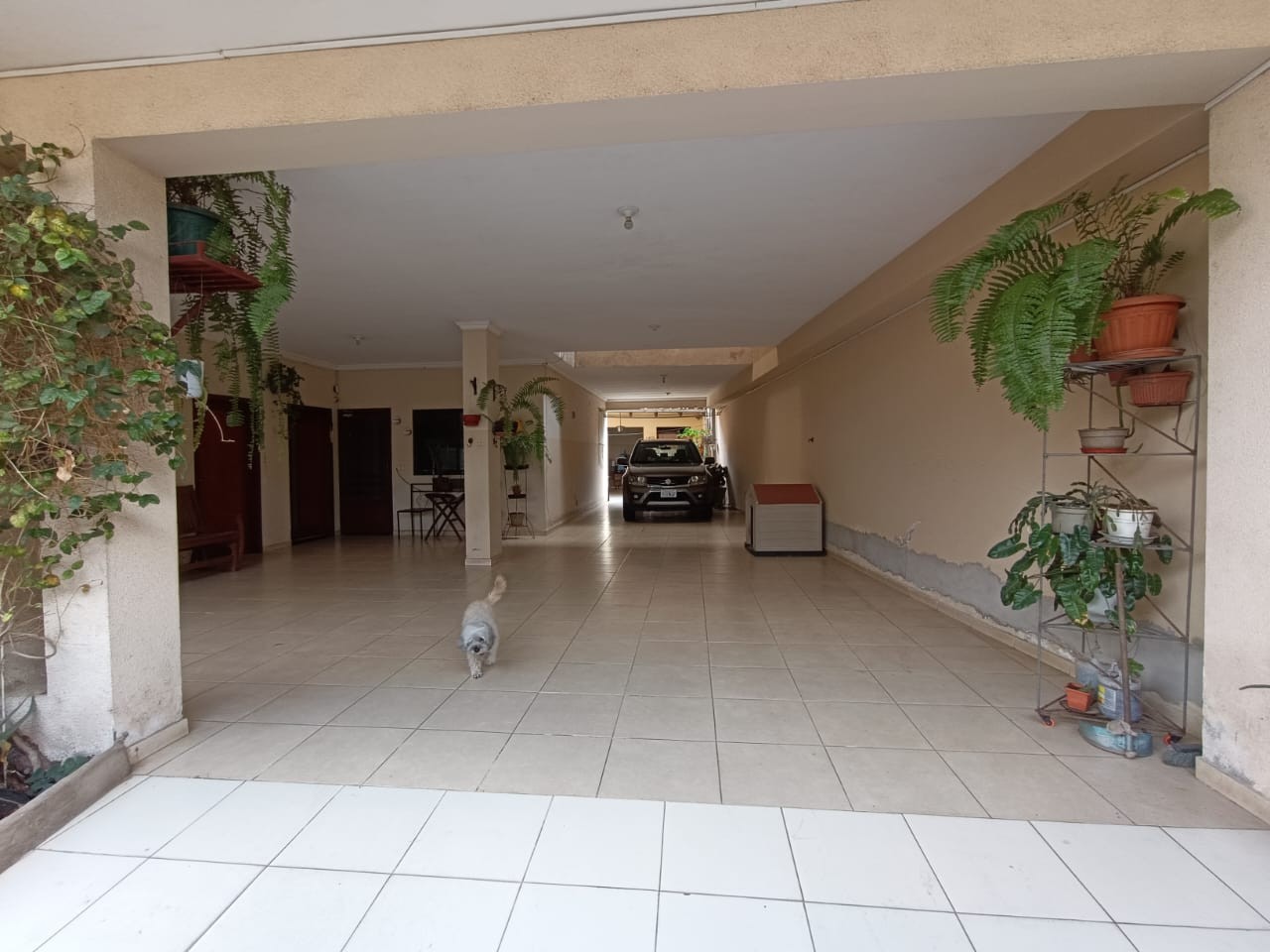 Casa en VentaB. Petrolero Norte Entre Av Alemana y Av Beni  casi 2do. anillo Foto 13