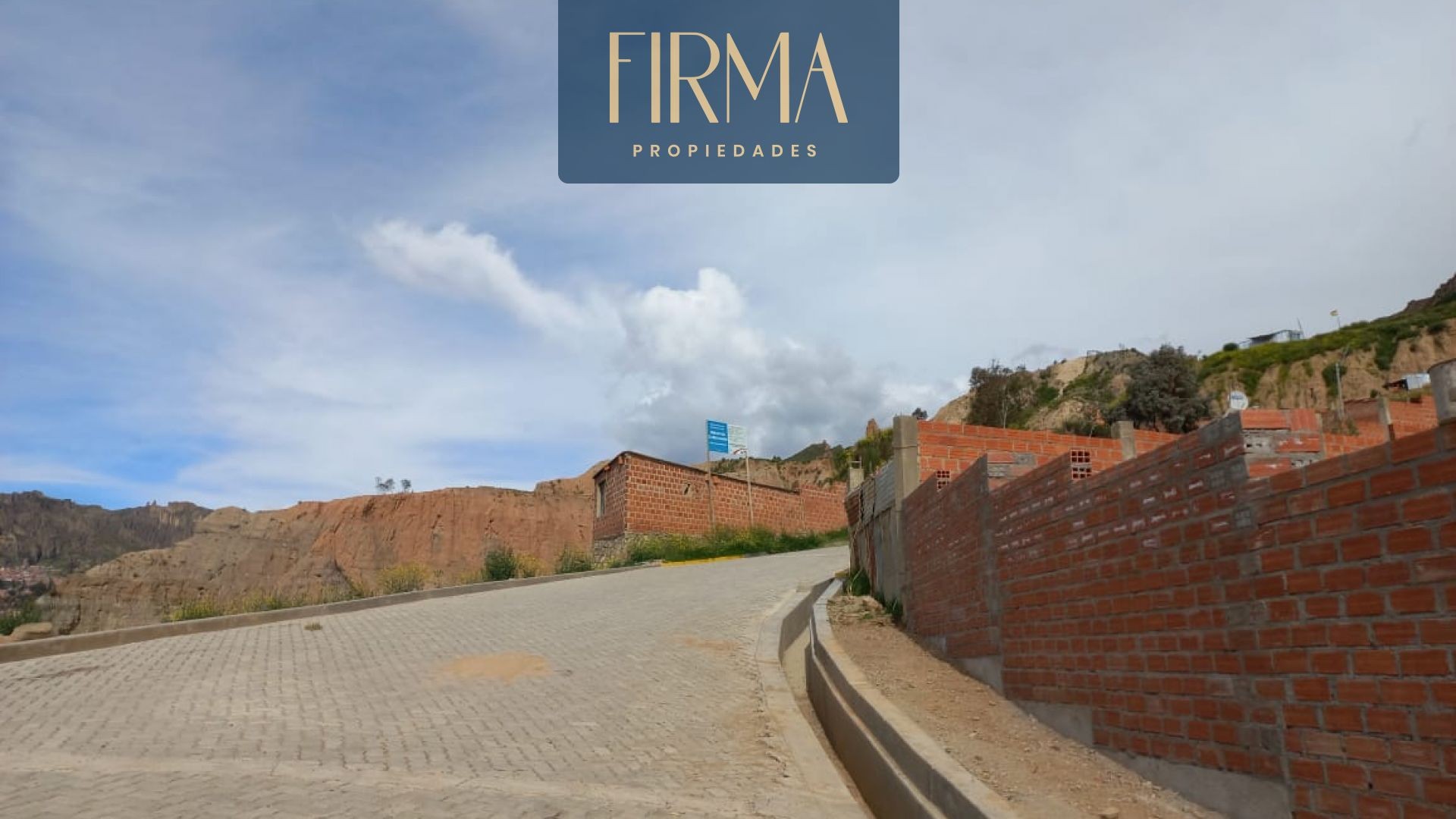 Terreno en VentaTERRENO EN VENTA, LA GLORIETA CALACOTO Foto 8