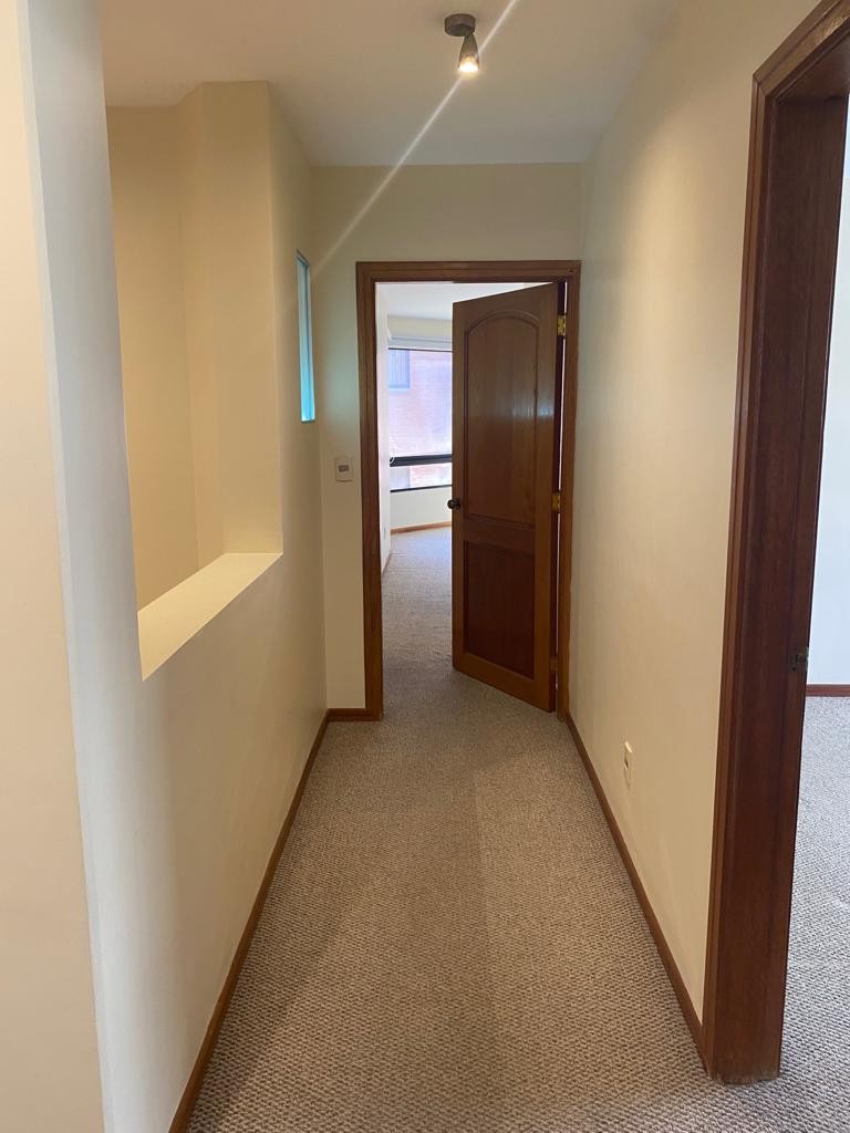 Departamento en AlquilerDepto Alquiler Edificio Exclusivo
Calacoto, 3 dormitorios, 2 garajes 3 dormitorios 4 baños 2 parqueos Foto 8