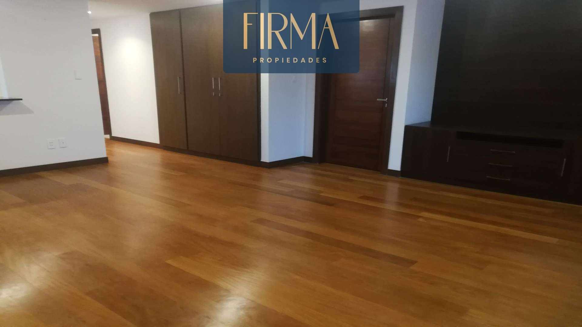 Departamento en Calacoto en La Paz 1 dormitorios 2 baños  Foto 14