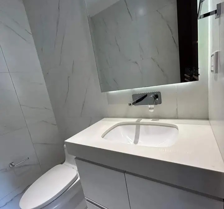 Departamento en AlquilerEquipetrol Departamento de 2 Dormitorios Amoblado en 7500Bs 2 dormitorios 2 baños 1 parqueos Foto 16