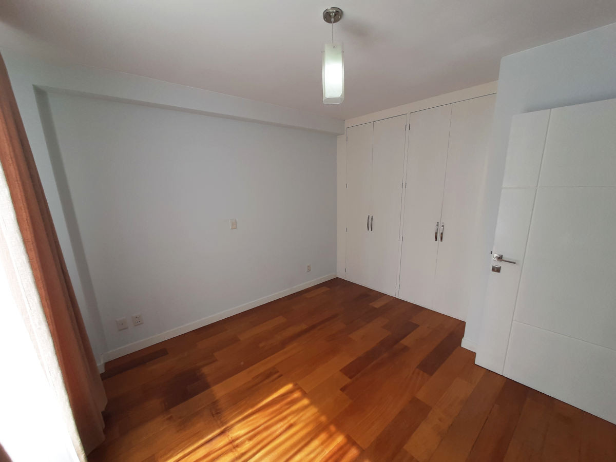 En Alquiler a $us 600 Foto 9