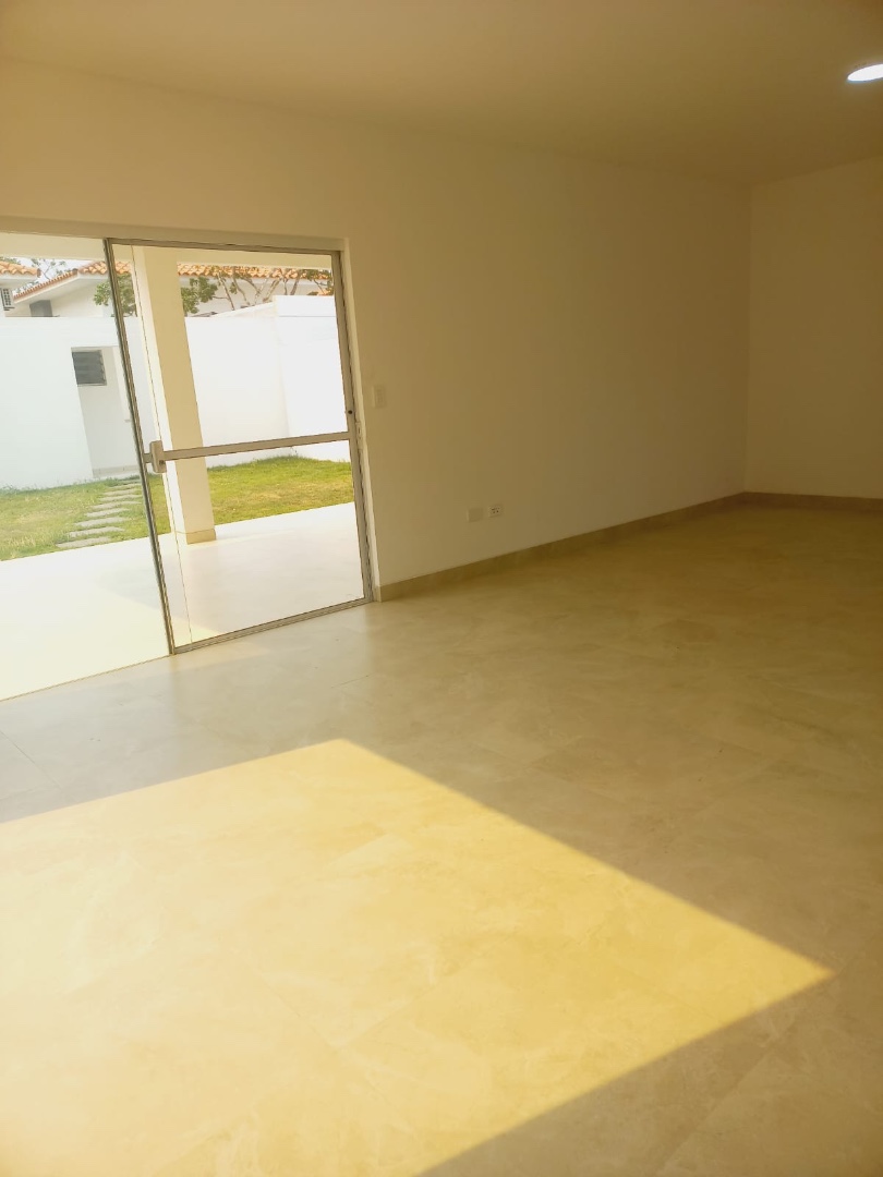 Casa en AlquilerBosques de la
Colina, km8 norte Foto 35