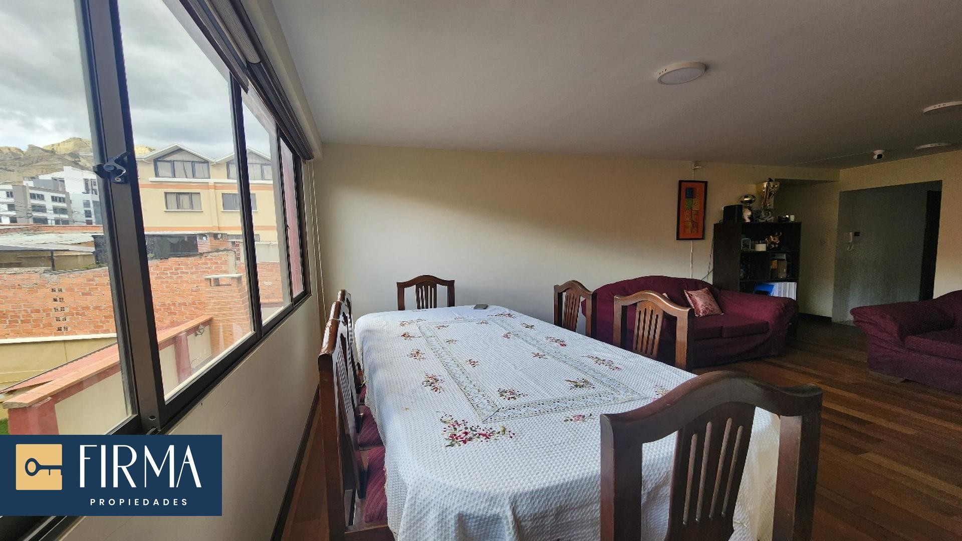Departamento en Irpavi en La Paz 3 dormitorios 2 baños 1 parqueos Foto 3