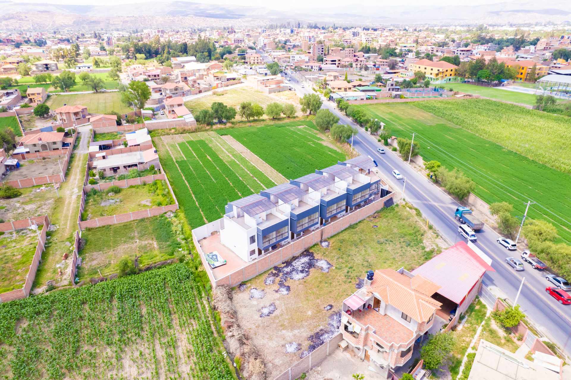 Casa en Colcapirhua en Cochabamba 3 dormitorios 3 baños 1 parqueos Foto 23