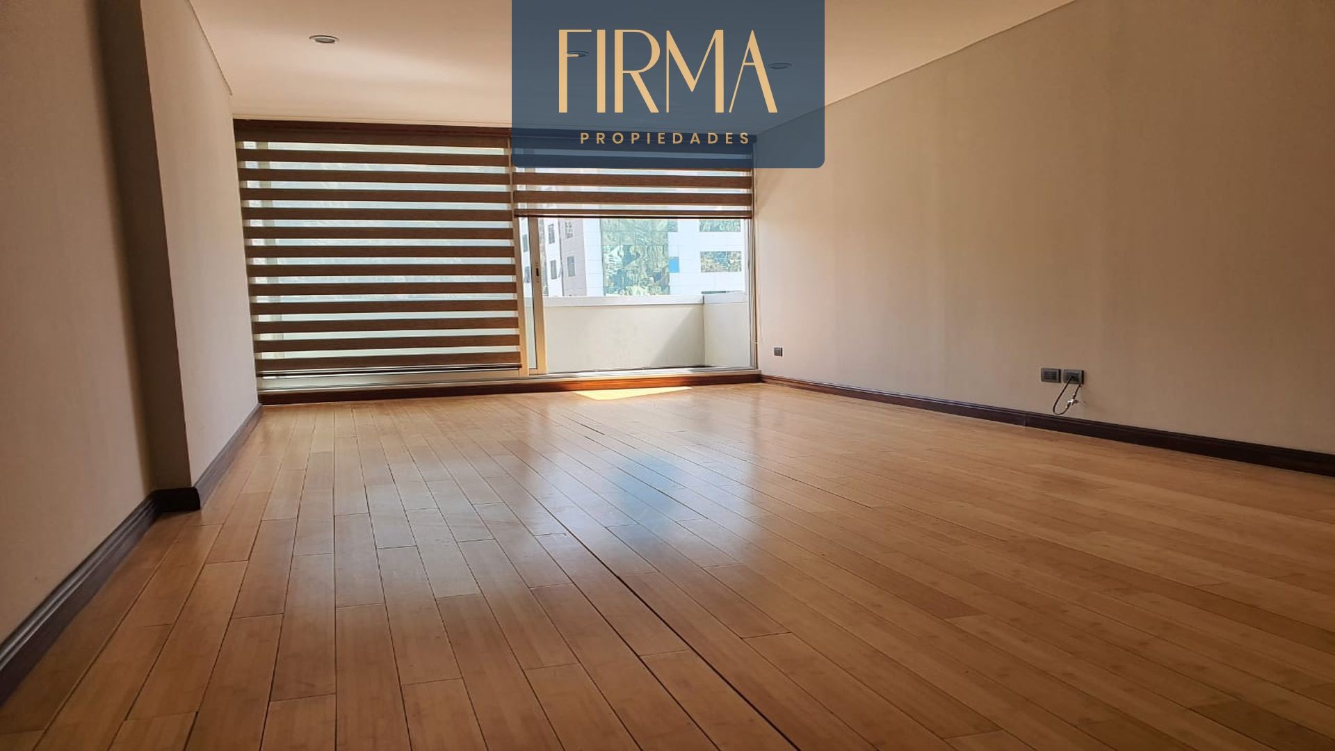 Departamento en Calacoto en La Paz 3 dormitorios 3 baños 1 parqueos Foto 1