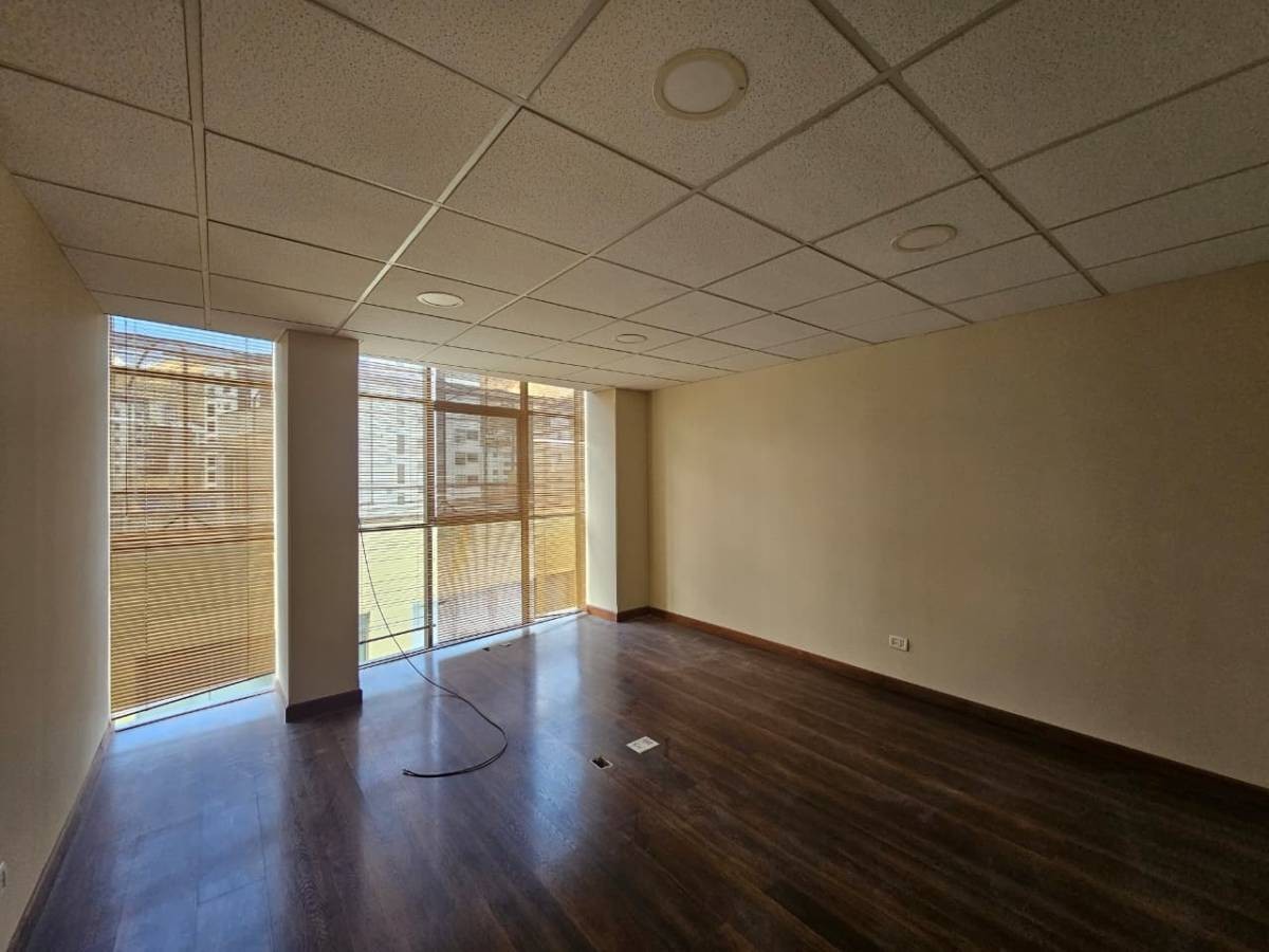 Edificio en San Miguel en La Paz 36 dormitorios 21 baños 7 parqueos Foto 20