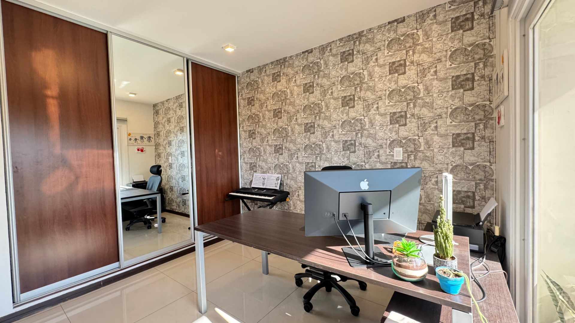 Departamento en Entre 8vo y 9no anillo Norte en Santa Cruz de la Sierra 4 dormitorios 4 baños 2 parqueos Foto 16