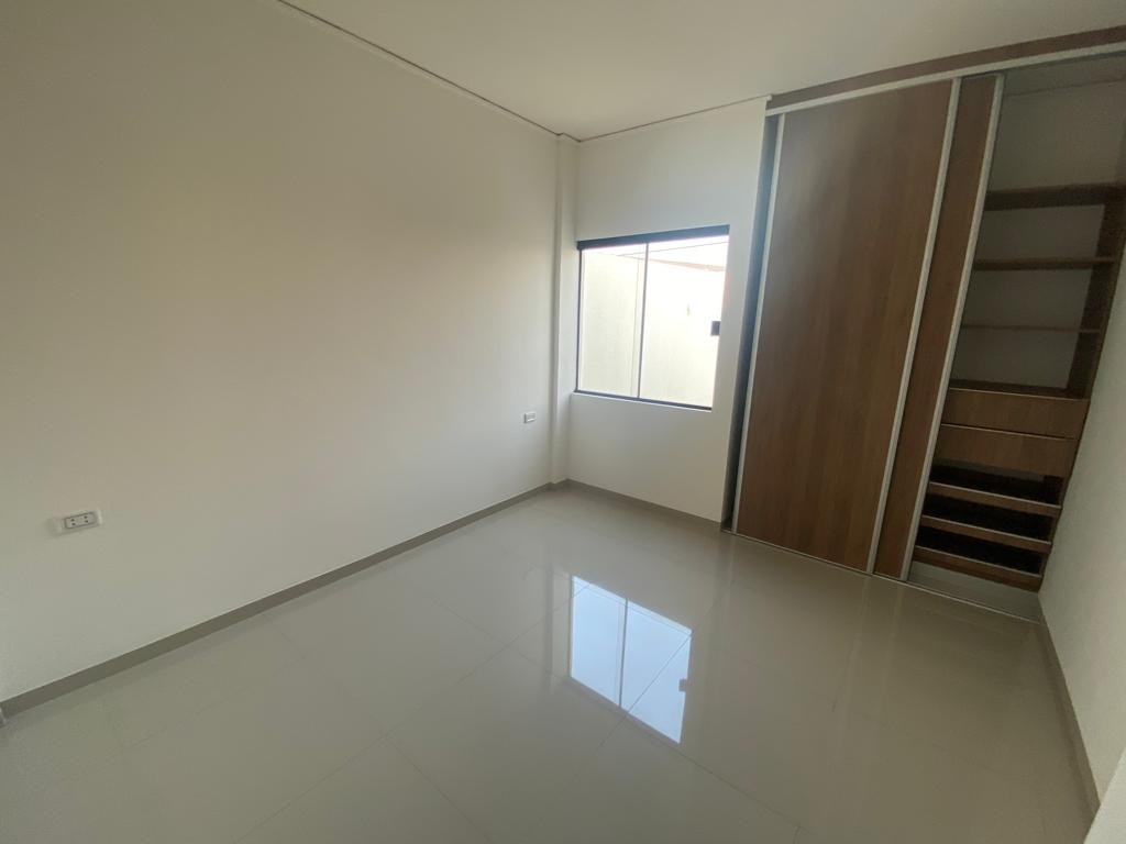 Casa en VentaAlmería La Chonta, Av. Banzer Km 8 3 dormitorios 2 baños 2 parqueos Foto 9