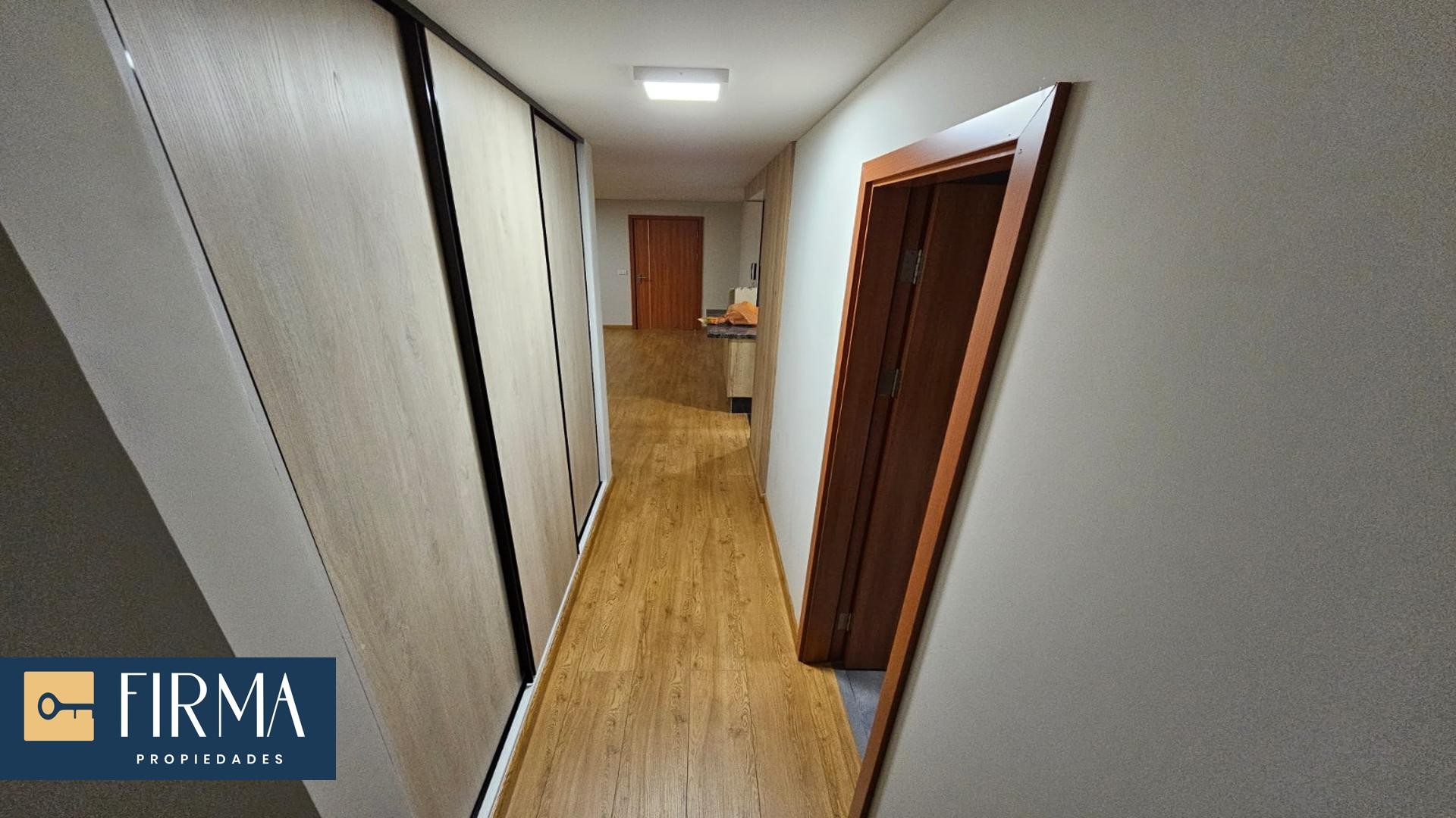 Departamento en AlquilerDEPARTAMENTO EN ALQUILER, SOPOCACHI 1 dormitorios 1 baños 1 parqueos Foto 5