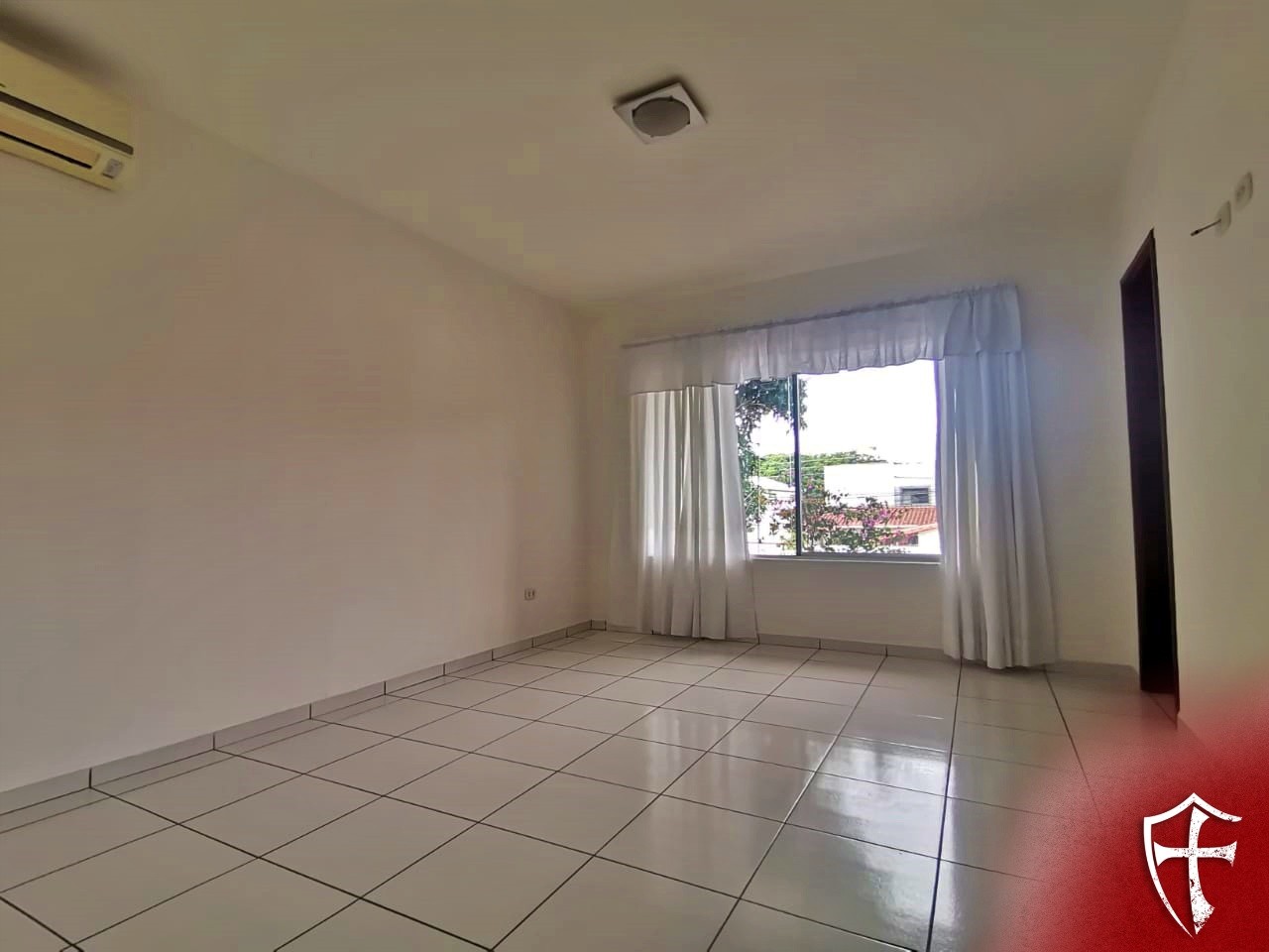 Casa en AlquilerAvenida Radial 19 Foto 13