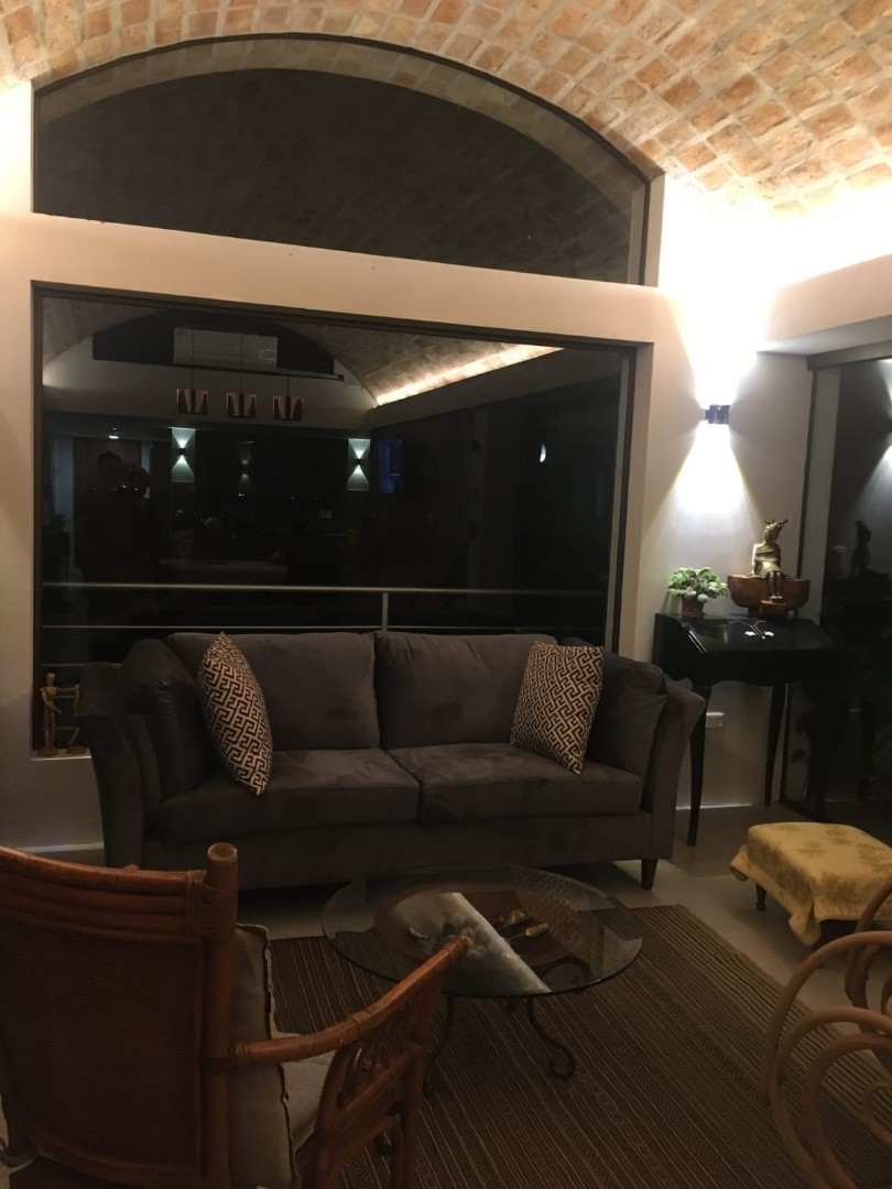 Casa en VentaHERMOSA CASA  de 170m2 construidos en 1280m2 de terreno en  PORONGO Foto 28