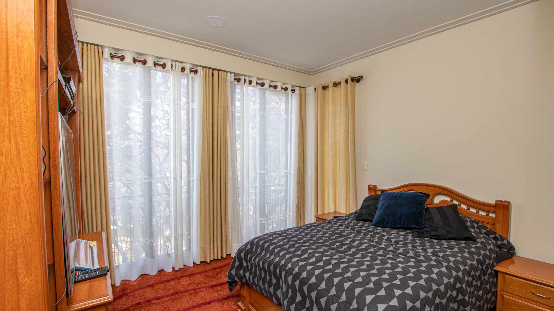 Departamento Parque Fidel Anze - Av. Pando esq. C. Alvestegui - Norte Foto 9