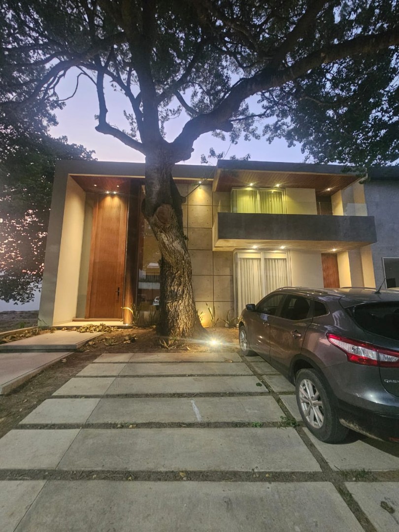 Casa en VentaZONA NORTE CONDOMINIO LE PARK 
CASA EN VENTA 
A ESTRENAR !!!!! Foto 1