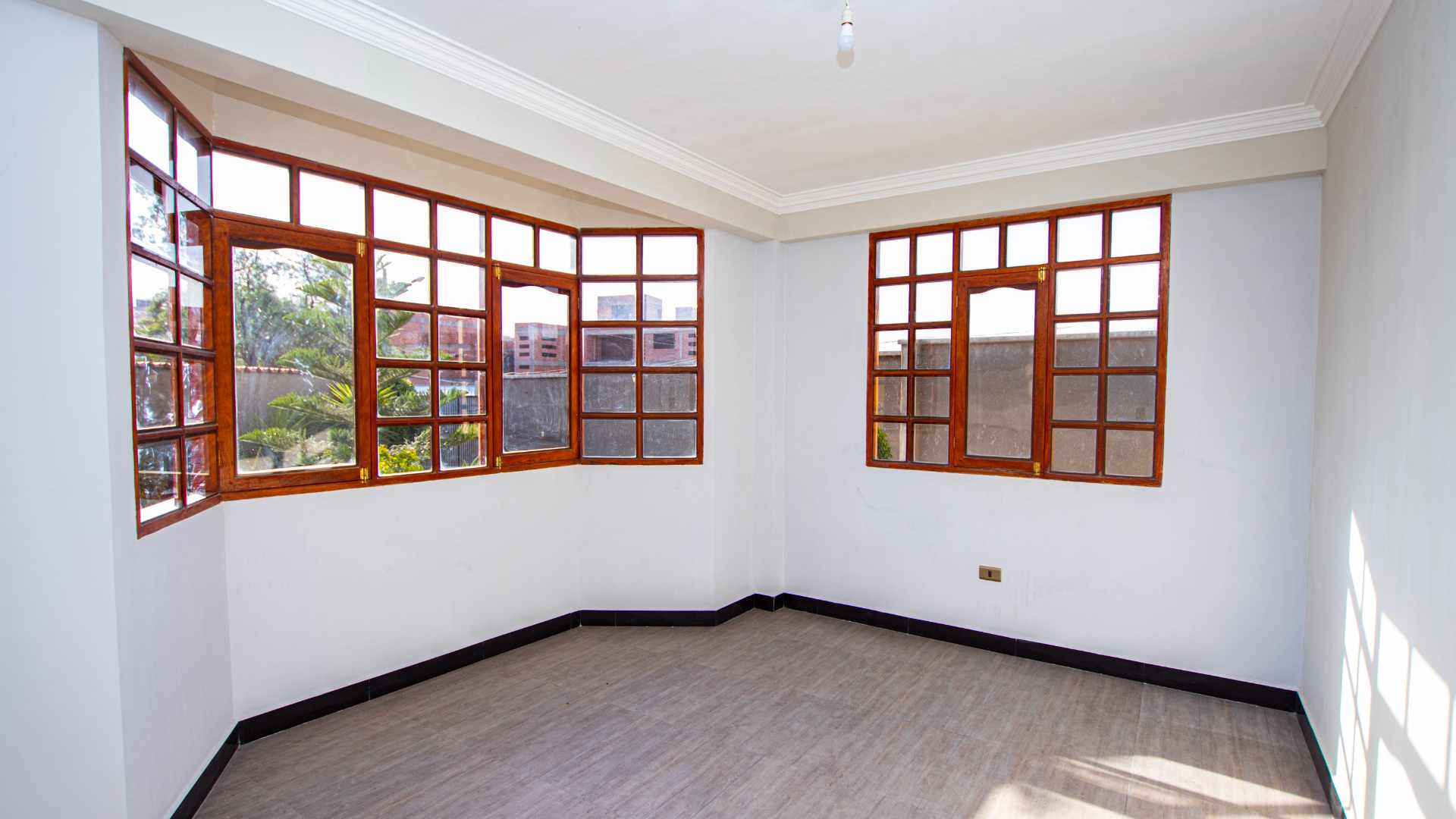 Casa Calle Innominada a pasos de la Av. Panamericana Foto 9