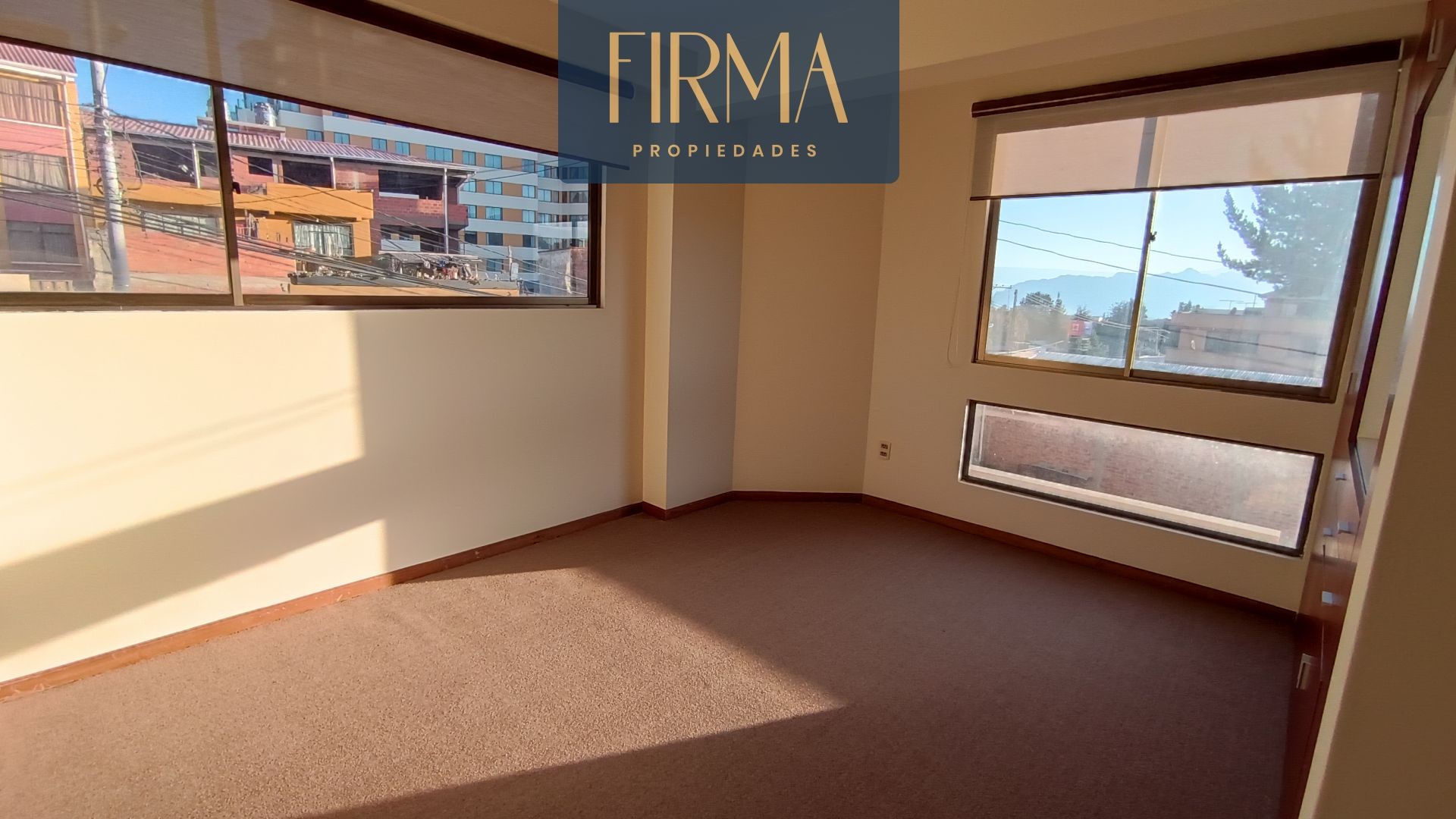 Departamento en VentaDEPARTAMENTO EN VENTA, COTA COTA 3 dormitorios 4 baños 1 parqueos Foto 10