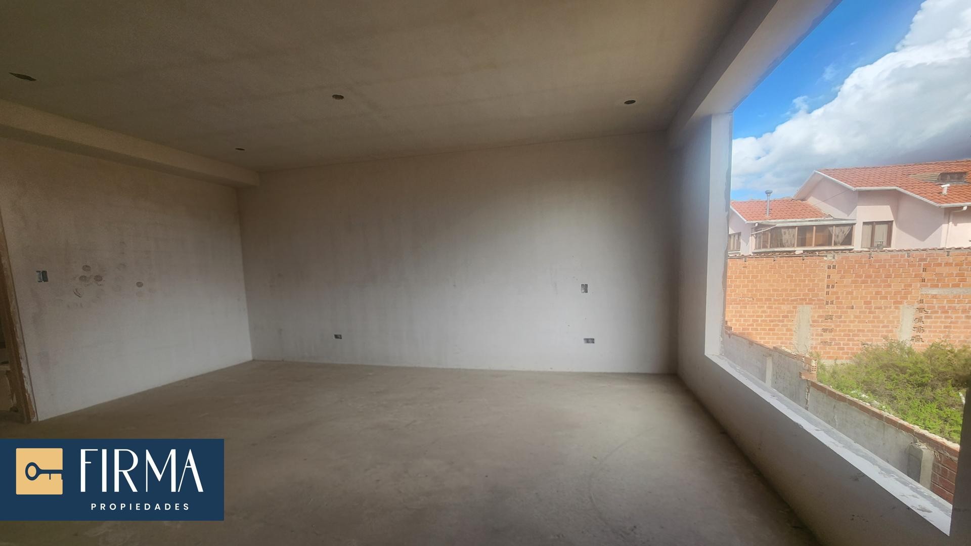 Casa CASA EN PREVENTA DE LUJO EN ESQUINA, ALTO IRPAVI SECTOR PEÑA AZUL Foto 16