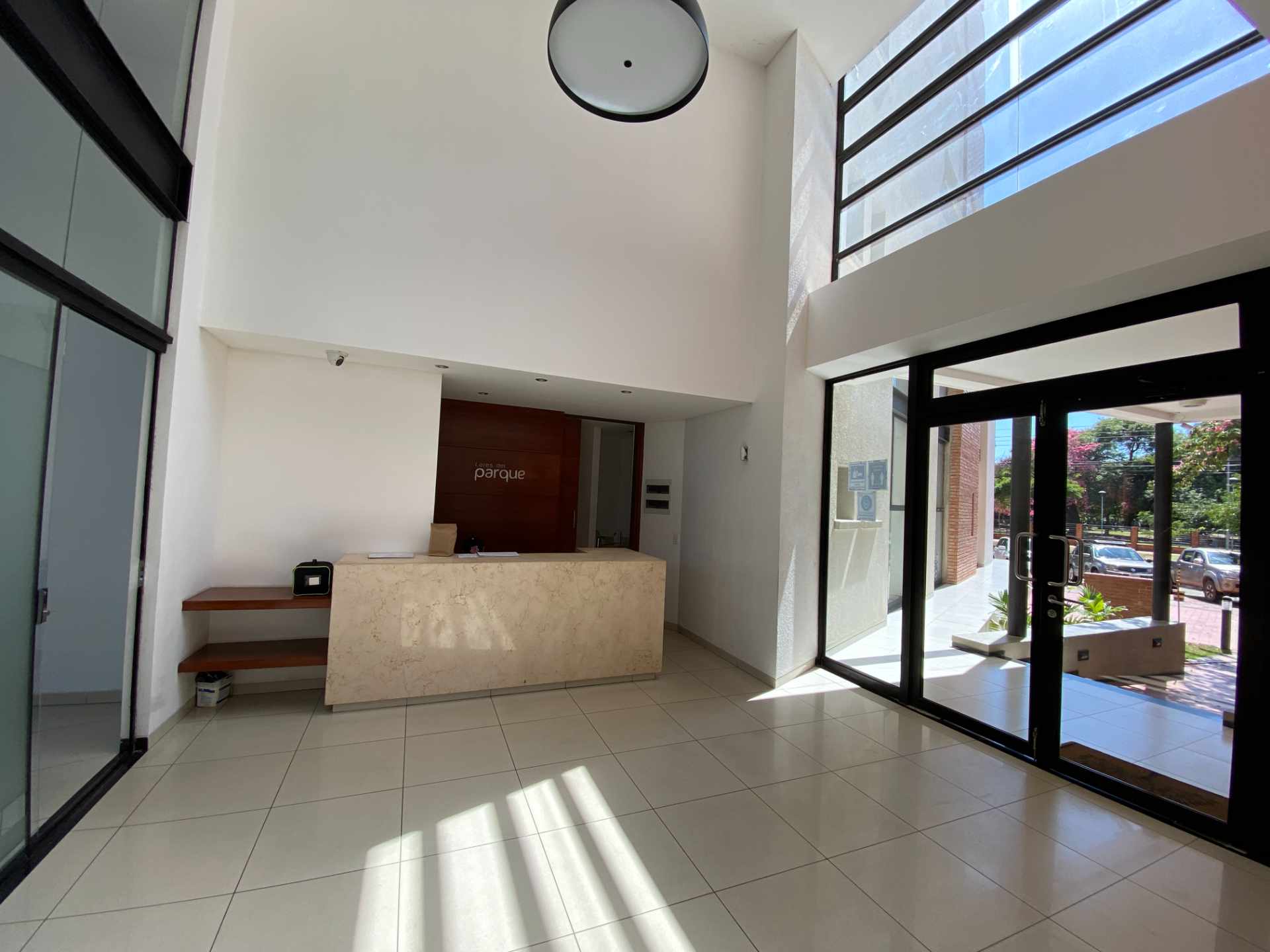 Departamento en Entre 1er y 2do anillo Sur en Santa Cruz de la Sierra 3 dormitorios 2 baños 1 parqueos Foto 17