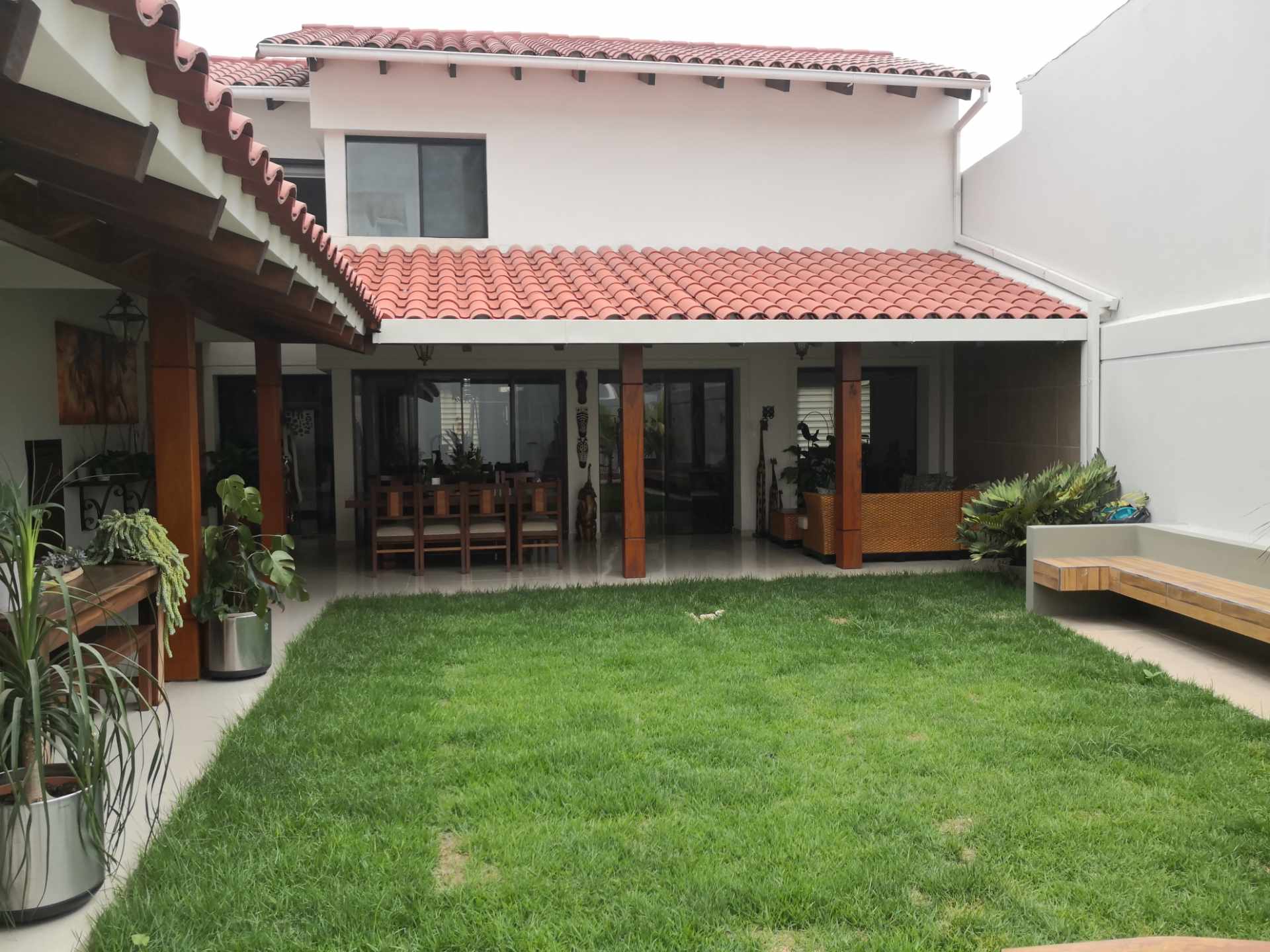 Casa Av. Banzer 6to anillo, Urbanización Ciudad Jardín Foto 4