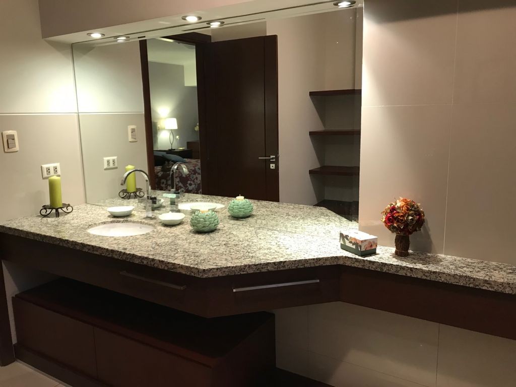 En Alquiler a $us 2,500 Foto 32