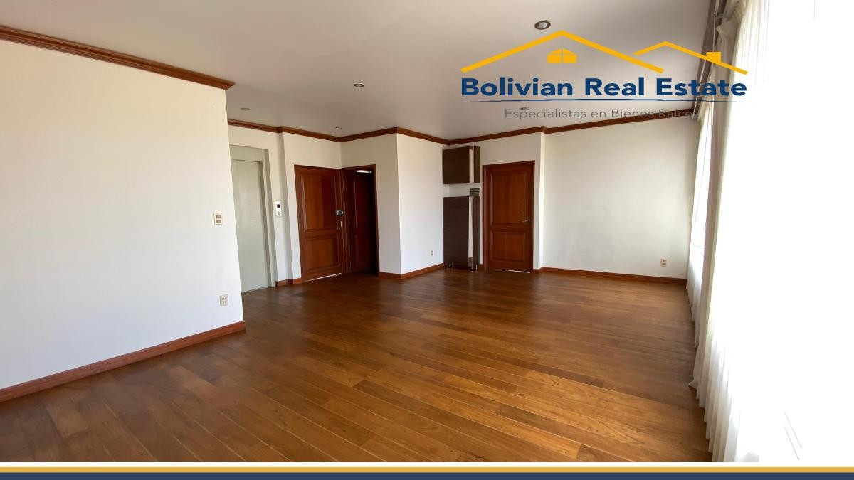 Departamento en AlquilerACHUMANI CALLE 14, BONITO DEPARTAMENTO EN ALQUILER  3 dormitorios 3 baños 2 parqueos Foto 2