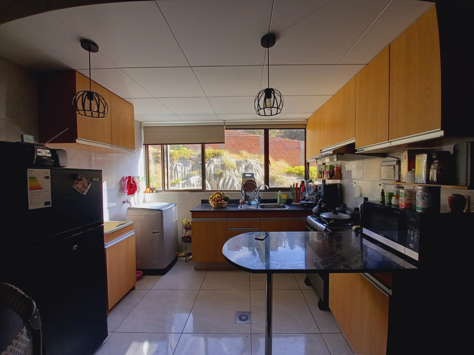 Departamento en VentaDEPARTAMENTO EN VENTA!! Obrajes avenida costanera a una cuadra del cementerio jardín  2 dormitorios 2 baños 1 parqueos Foto 42