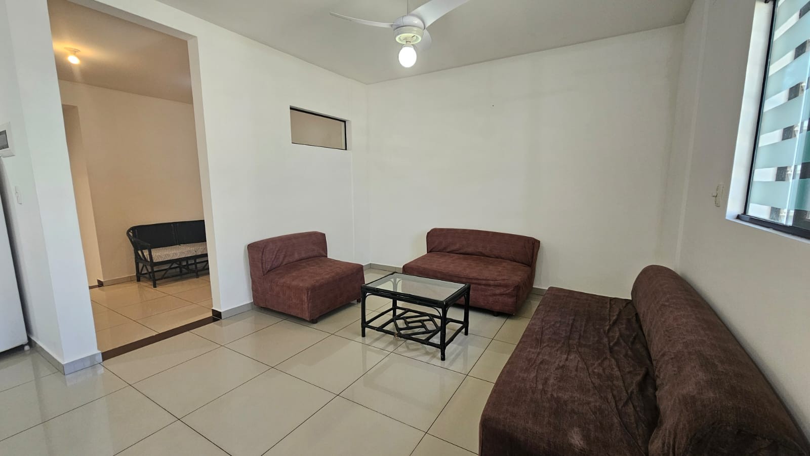 Casa En el Urubo hermosa casa de 1 planta de 2 dorm + escritorio Foto 18
