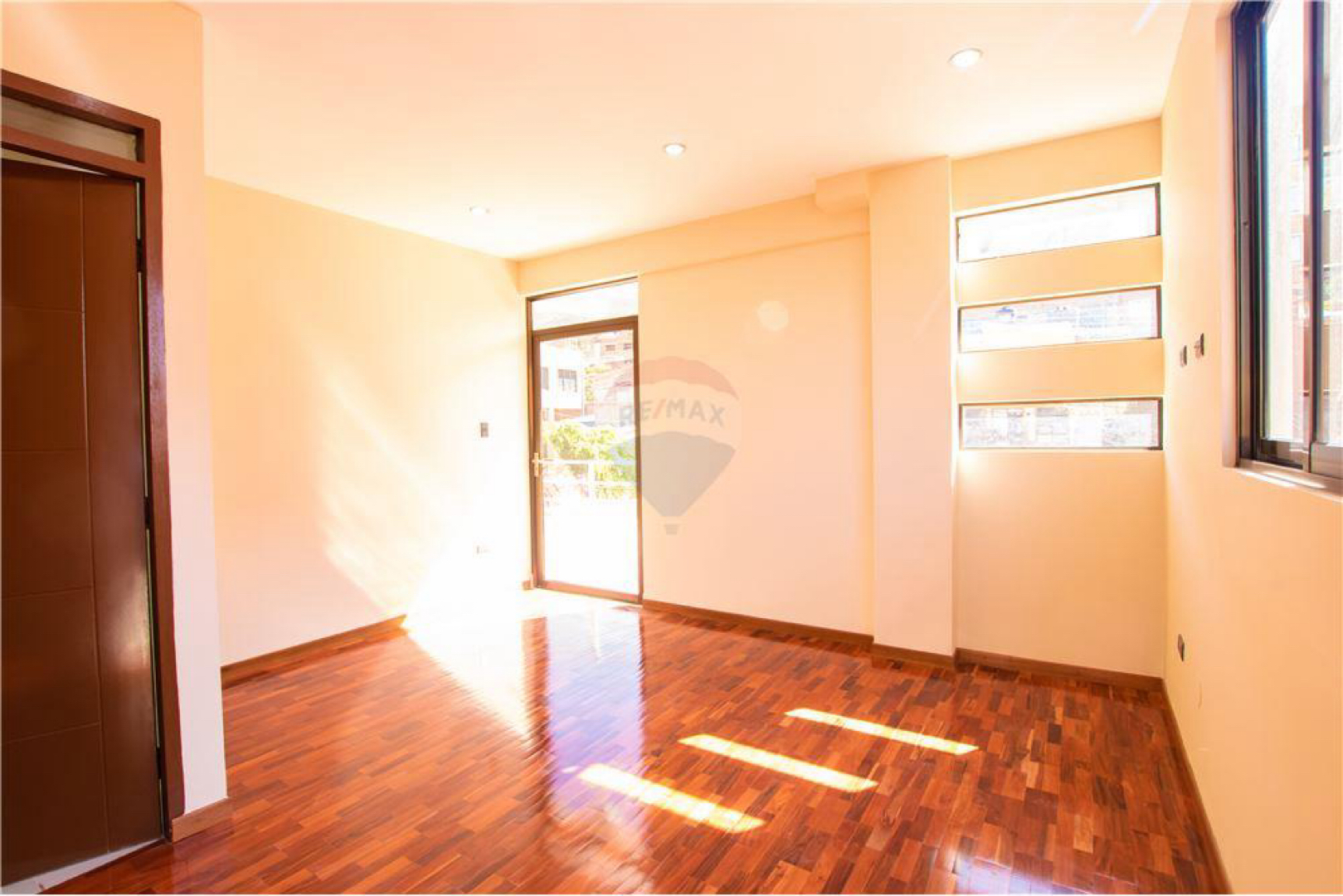 En Venta a $us 183,600 Foto 10