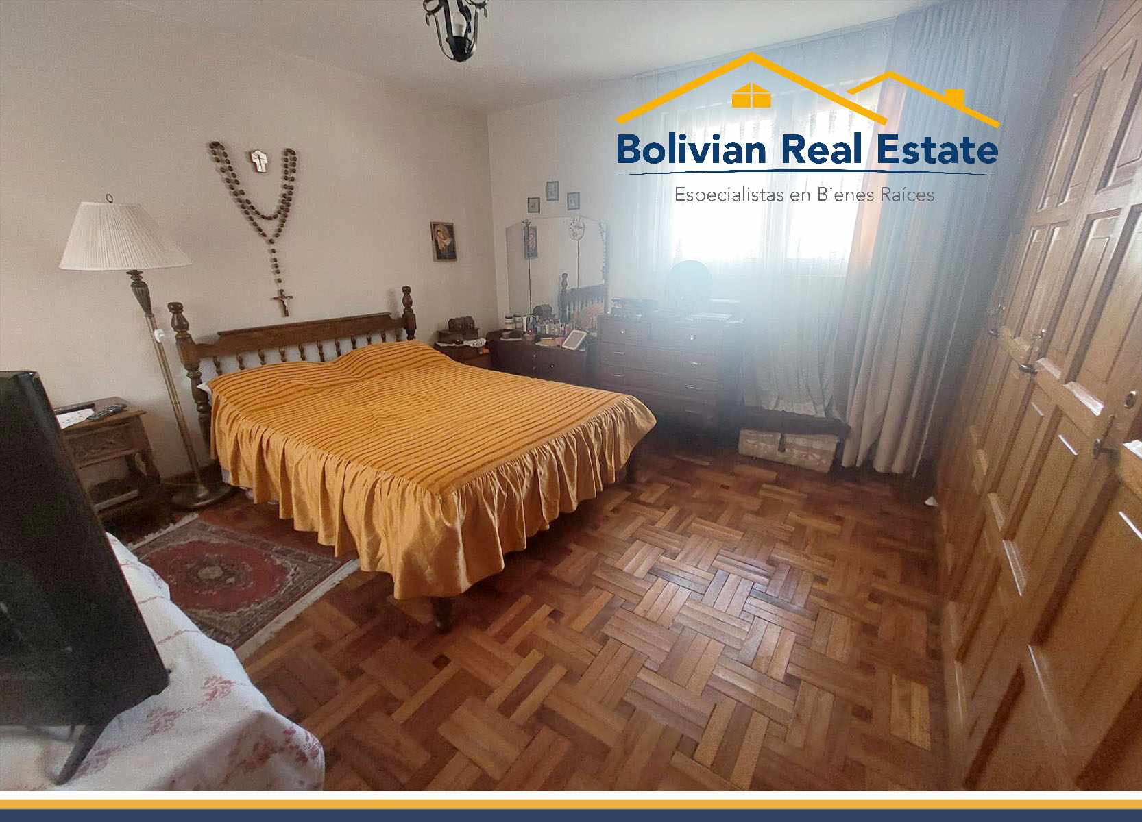 Casa en VentaACHUMANI BAJO CALLE 14, LINDA CASA EN VENTA 3 dormitorios 3 baños 2 parqueos Foto 8