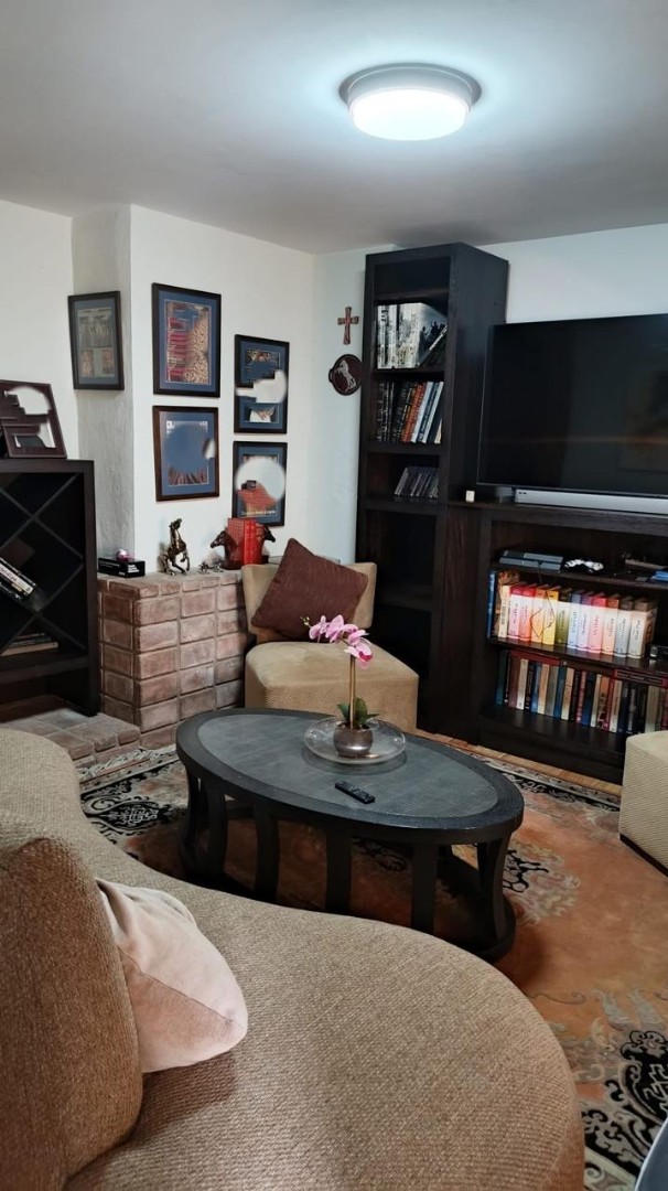Casa OPORTUNIDAD EN LA PAZ
BONITA CASA EN VENTA EN LA FLORIDA CON ACENSOR Foto 8