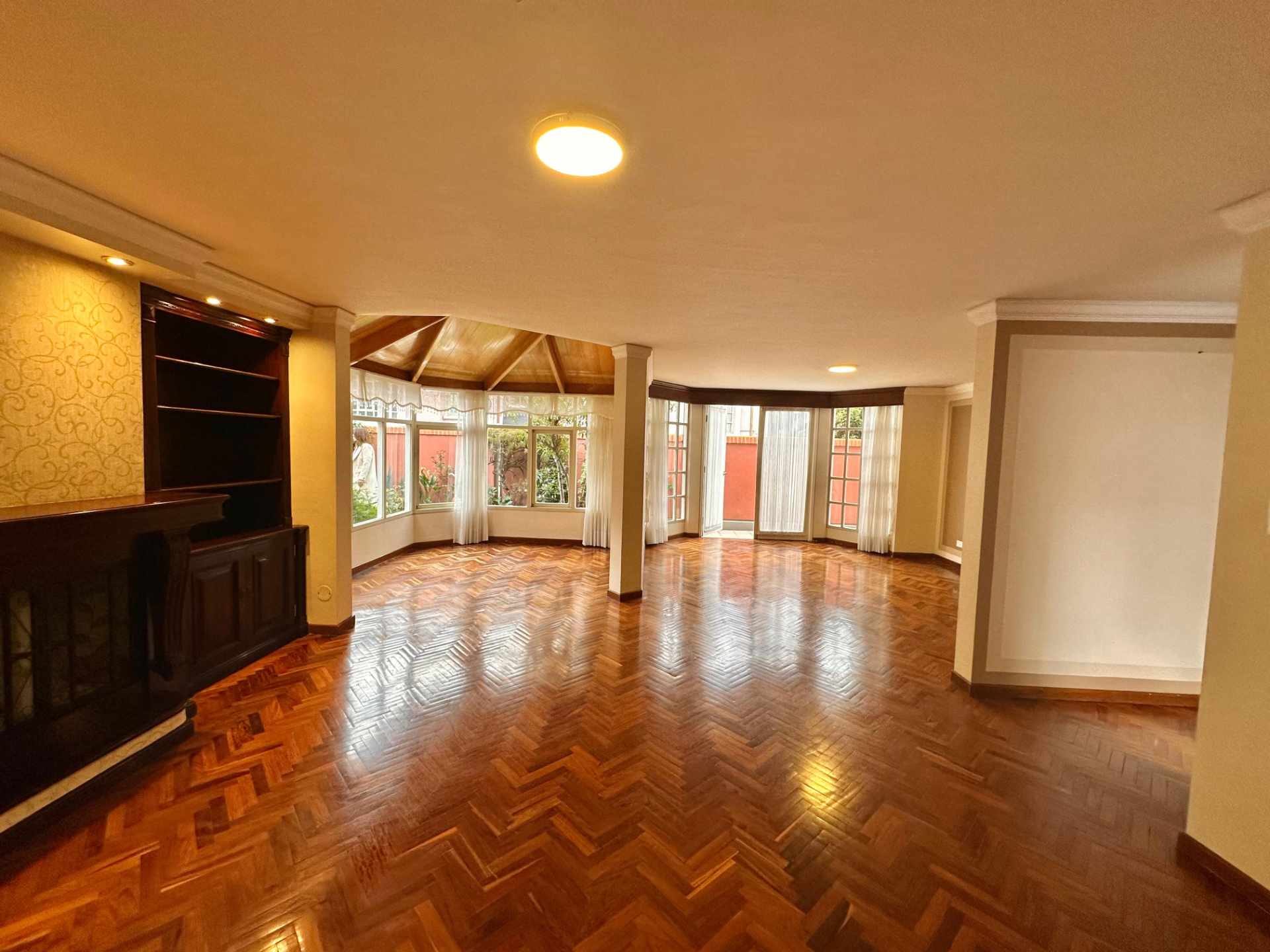 Casa en VentaCALACOTO, CALLE 21 4 dormitorios 5 baños 3 parqueos Foto 18