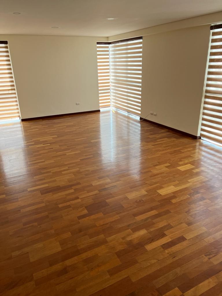 En Venta a $us 295,000 Foto 3