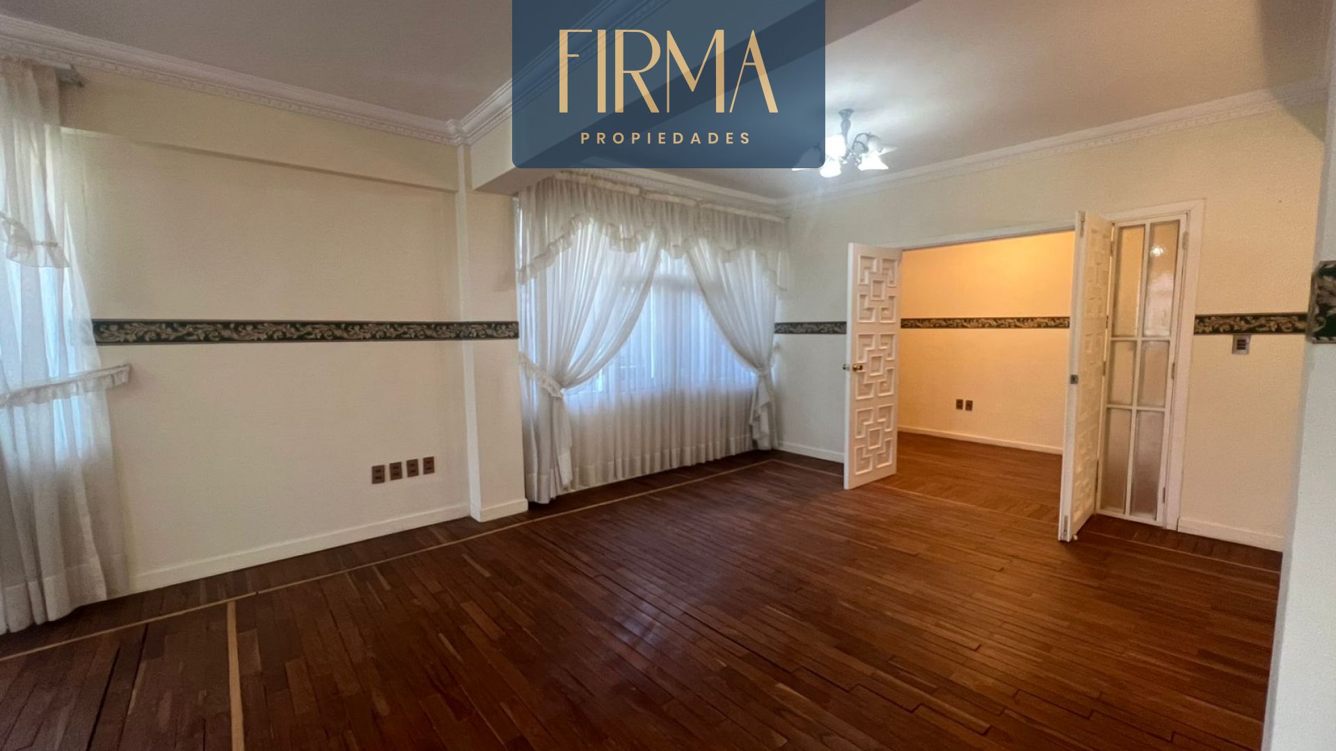 Departamento en AnticréticoDEPARTAMENTO DUPLEX EN ANTICRETICO EN COTA COTA 4 dormitorios 5 baños 1 parqueos Foto 1