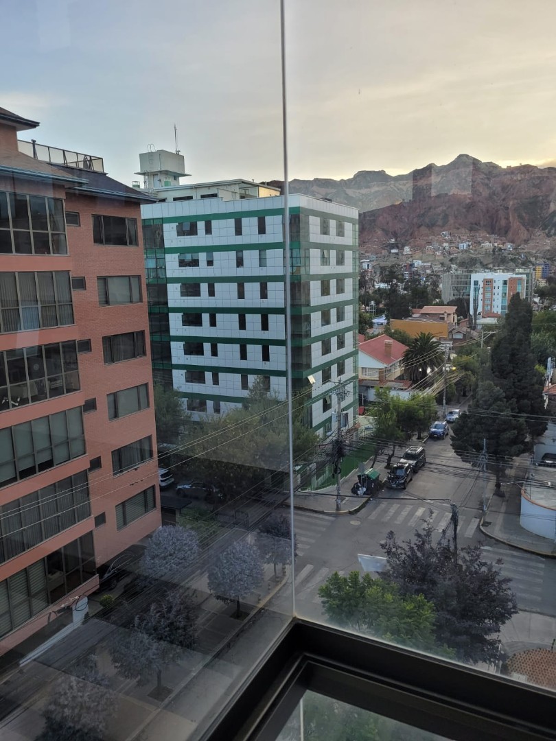 En Alquiler a Bs 7,900 Foto 13