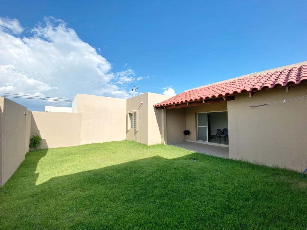 En Alquiler a $us 650 Foto 8