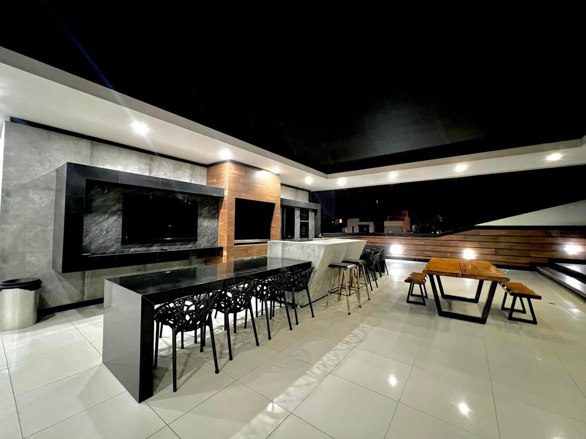 Departamento en AlquilerSirari Equipetrol 1 dormitorios 1 baños  Foto 5