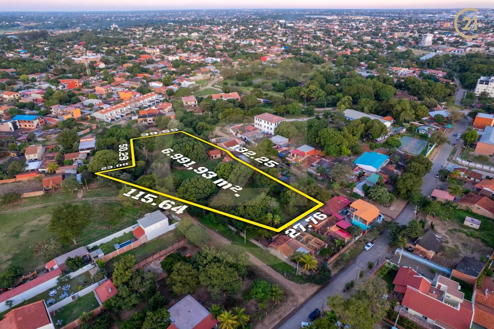 Terreno en VentaAv. Alemana 8vo. anillo zona norte Foto 4