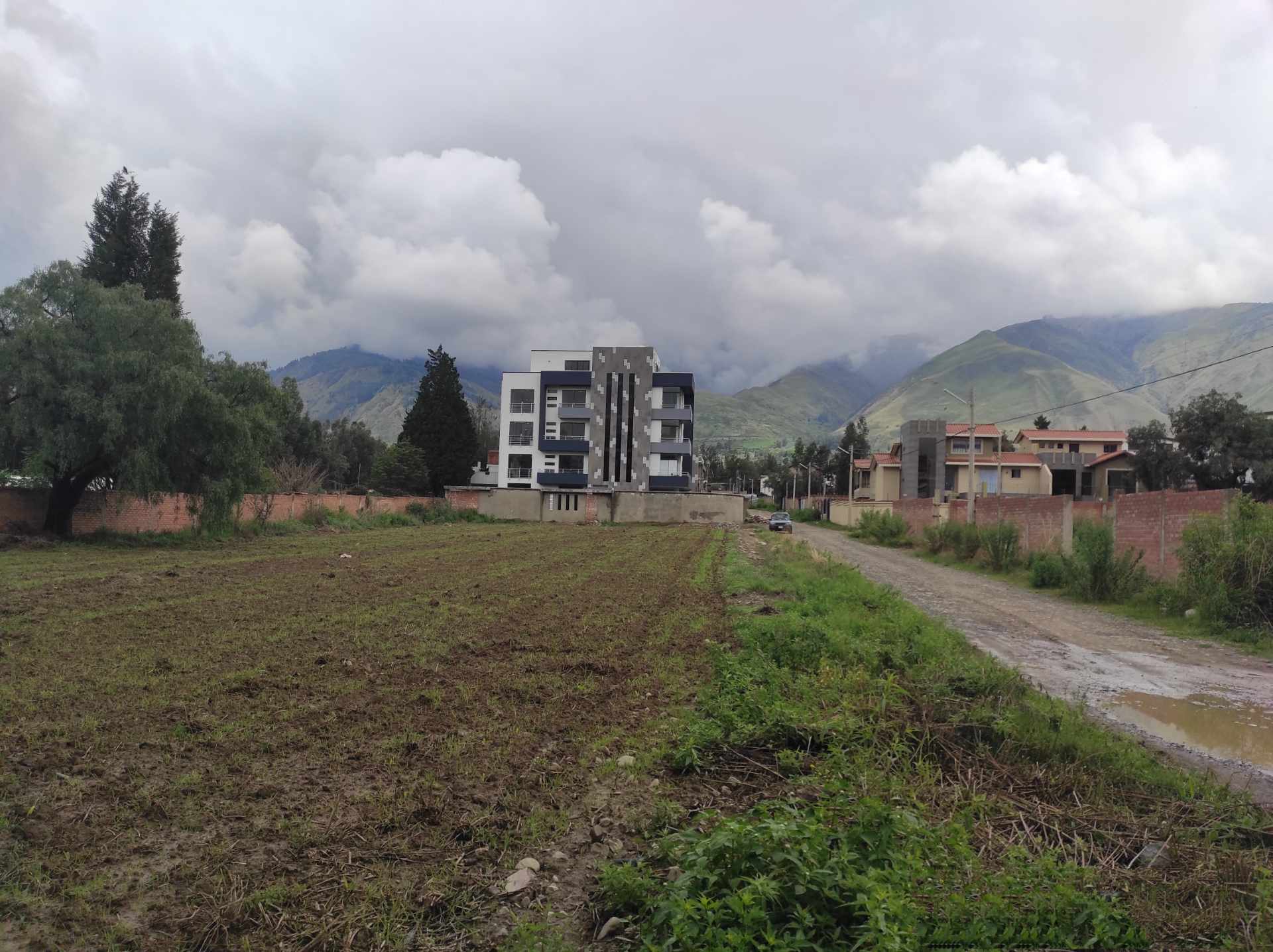 Terreno en Tiquipaya en Cochabamba    Foto 8