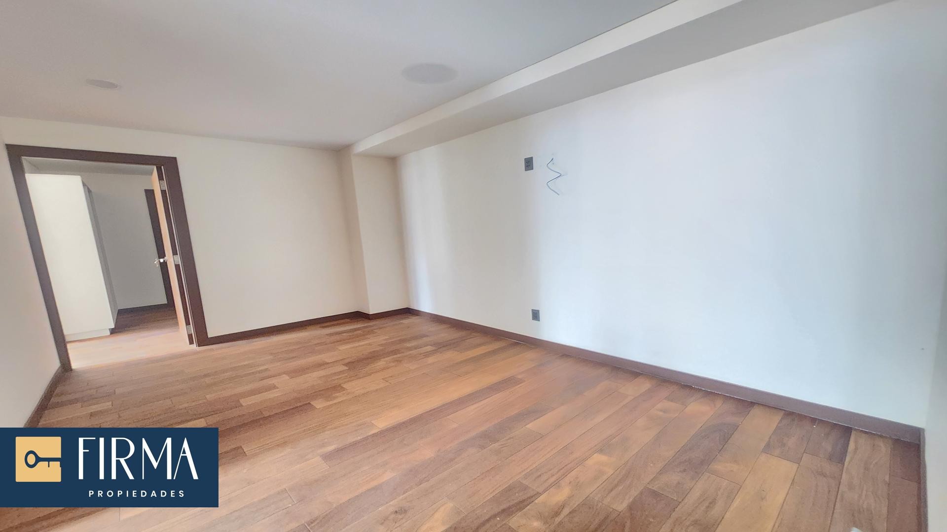 Departamento en VentaDEPARTAMENTO DE LUJO CON PATIO PRIVADO EN VENTA A ESTRENAR Foto 17