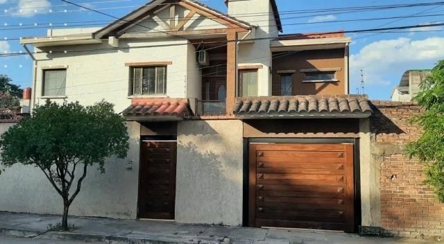 Casa en VentaUbicada en el mejor barrio de Yacuiba, a pasos de la Av. Los Libertadores, a pocas cuadras de la Plaza Principal y diagonal a la plazuela Los Lapachos
 Foto 4