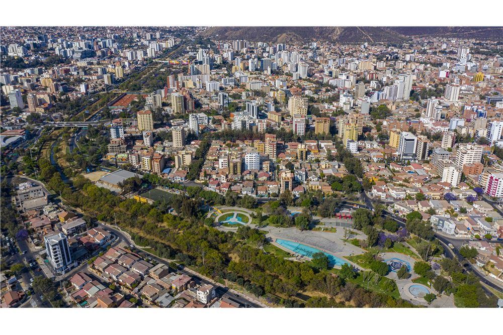 En Venta a $us 870,000 Foto 11