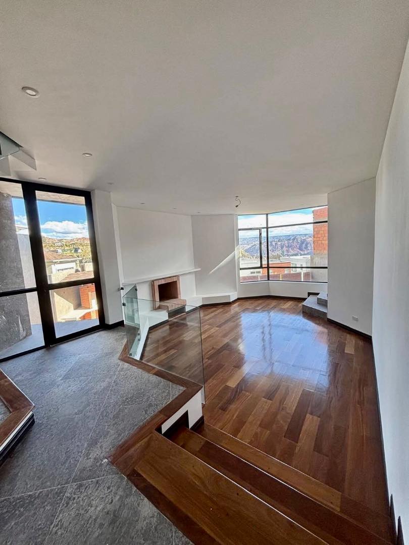 Casa en VentaACHUMANI 4 dormitorios 6 baños 2 parqueos Foto 8