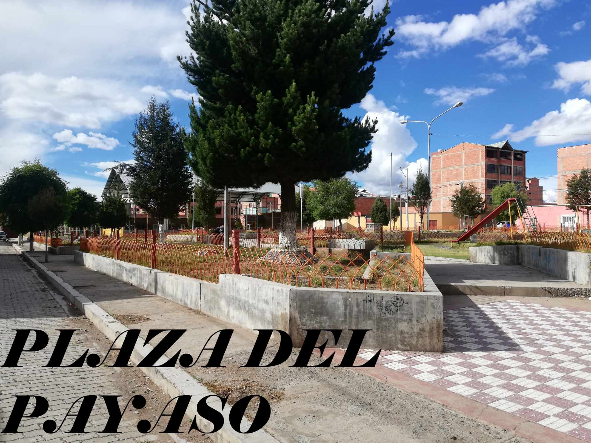 Terreno Zona Horizontes El Alto entre calle caracoles y calle santa fe detrás del centro de recursos pedagógicos Micaela Bastidas, a una cuadra de la plaza del payaso. A la altura del centro de salud Nuevos Horizontes que se ubica en la avenida Guadalquivir Foto 2