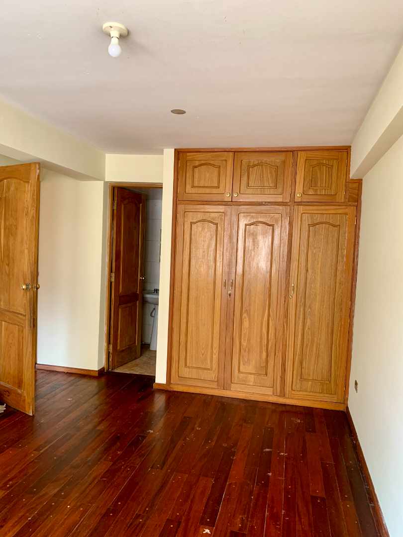 Departamento en Noroeste en Cochabamba 2 dormitorios 2 baños  Foto 1