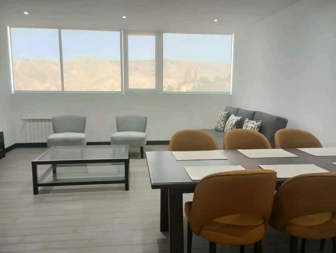 Departamento en AlquilerHermoso departamento de Lujo  en Alquiler en Calacoto Foto 5