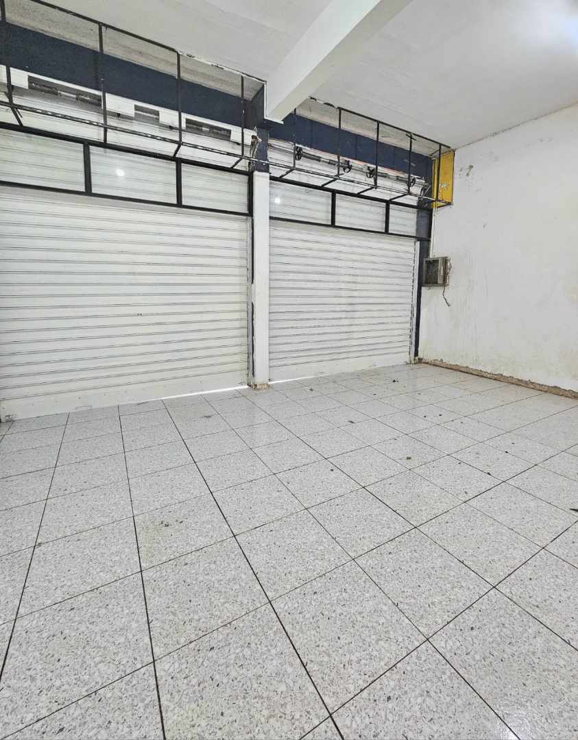 Departamento en AlquilerAv. Paragua 2do anillo  3 dormitorios 2 baños 4 parqueos Foto 4